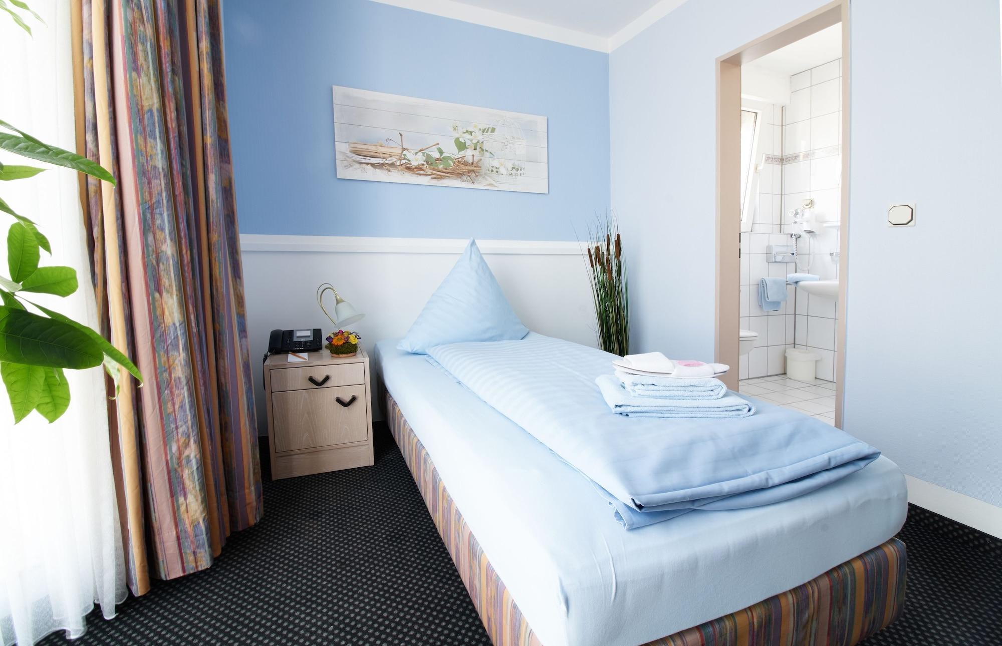 Hotel Zum Eisenhammer Oberhausen  Exteriör bild