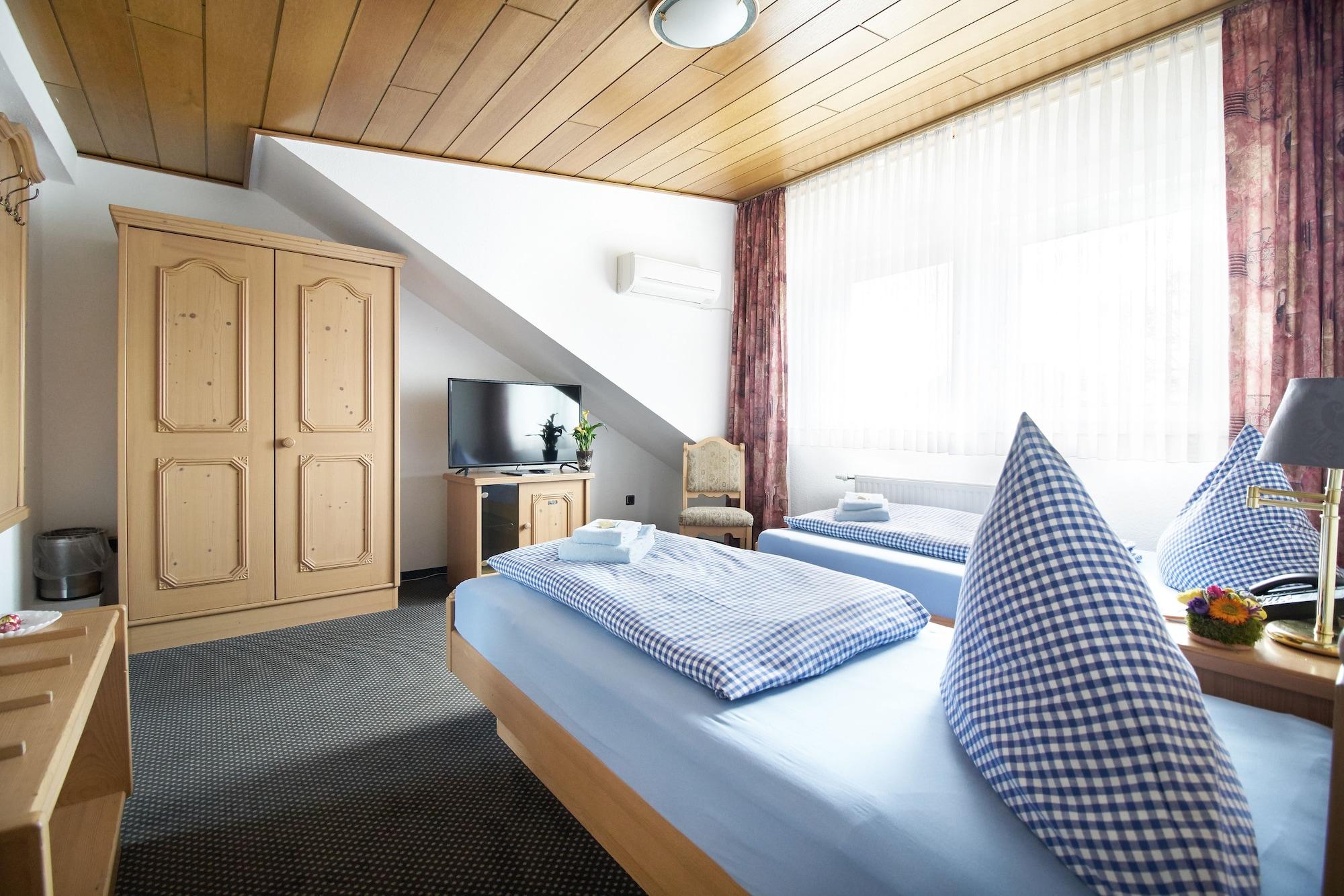Hotel Zum Eisenhammer Oberhausen  Exteriör bild