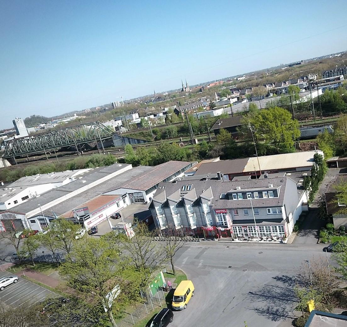 Hotel Zum Eisenhammer Oberhausen  Exteriör bild