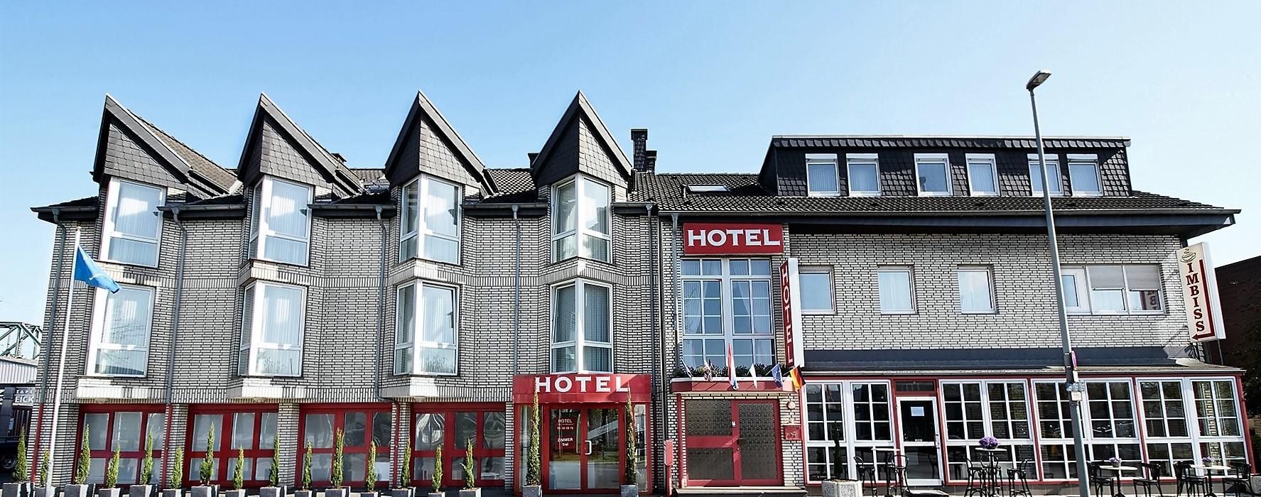 Hotel Zum Eisenhammer Oberhausen  Exteriör bild