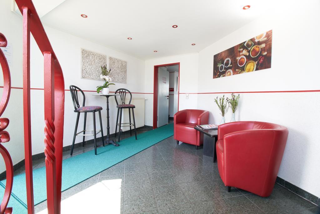 Hotel Zum Eisenhammer Oberhausen  Exteriör bild